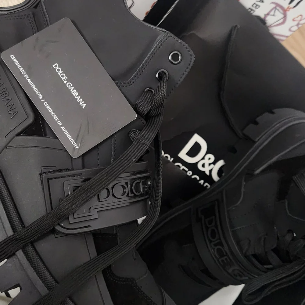 Dolce & Gabbana Men's Black Boots - Picture 2 of 4